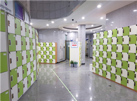 센터 1층 복도 사진