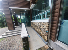 관리사무소 진입로 사진