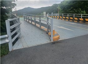 공영주차장 옥상 진입로 사진