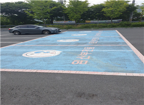 임산부 전용 주차장 사진