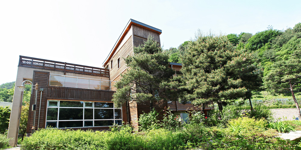 화원자연휴양림 외부 전경 사진